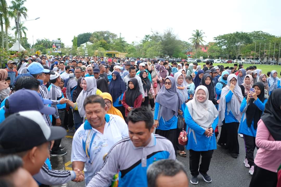 Ribuan Peserta Ikuti Jalan Sehat Kerukunan Yang Ditaja Oleh Kolaborasi ...